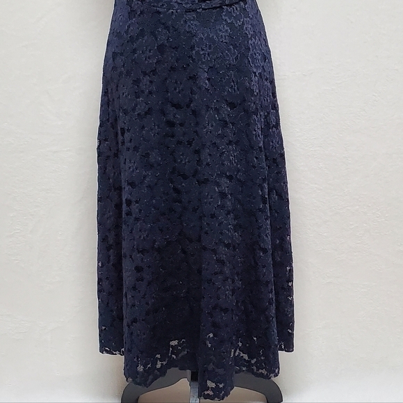 VINTAGE Eliza J Navy Blue Lace A-line Spaghetti Strap Padded Bustier Midi Dress - Picture 7 of 16